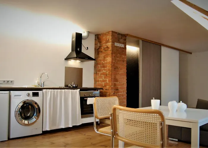 Studio By The Dome Square Daire